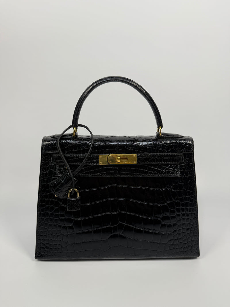 Hermès Vintage Kelly 28 In Shiny Black Crocodile With GHW