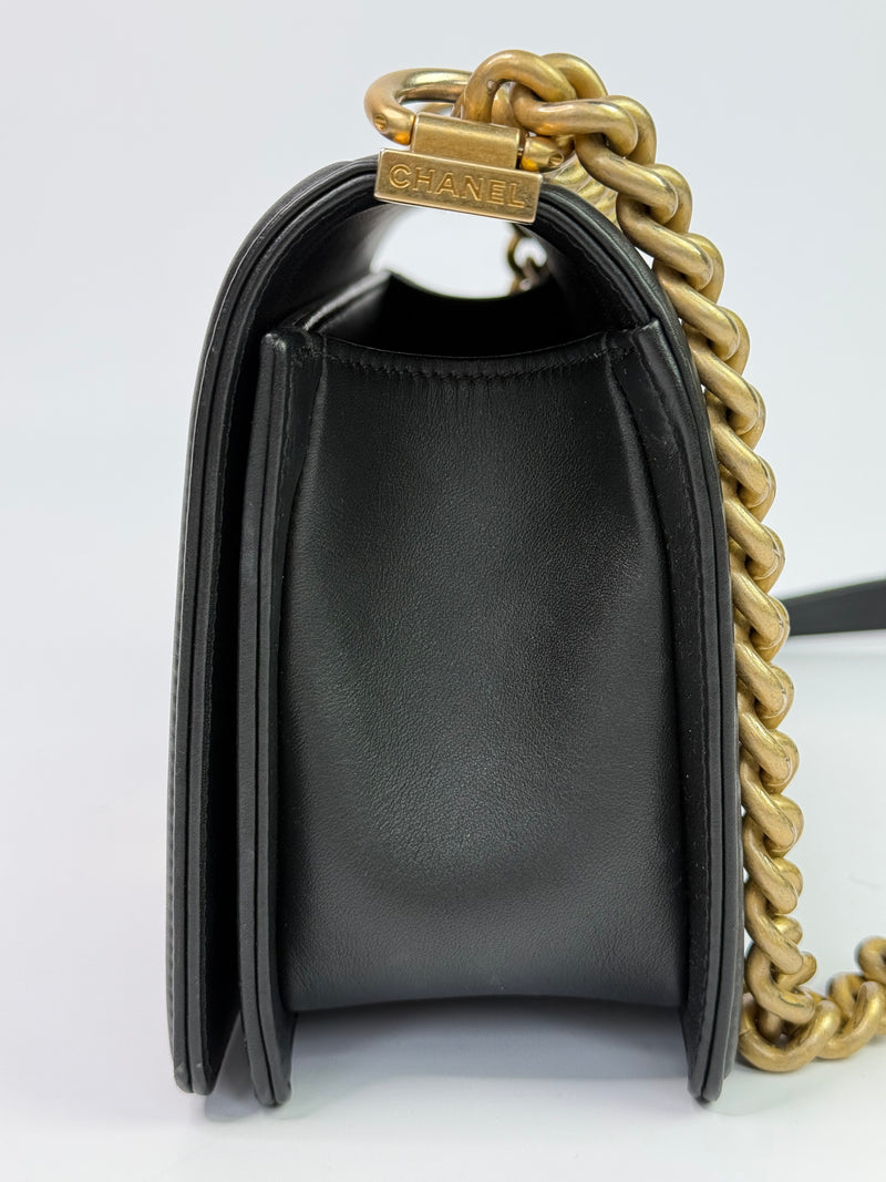 Chanel Boy Bag Medium In Black Lambskin GHW