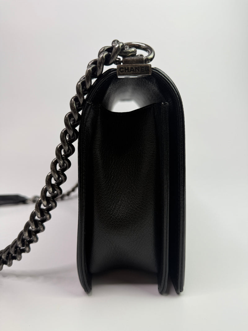Chanel Boy Bag Large In Black Calfskin Leather SHW