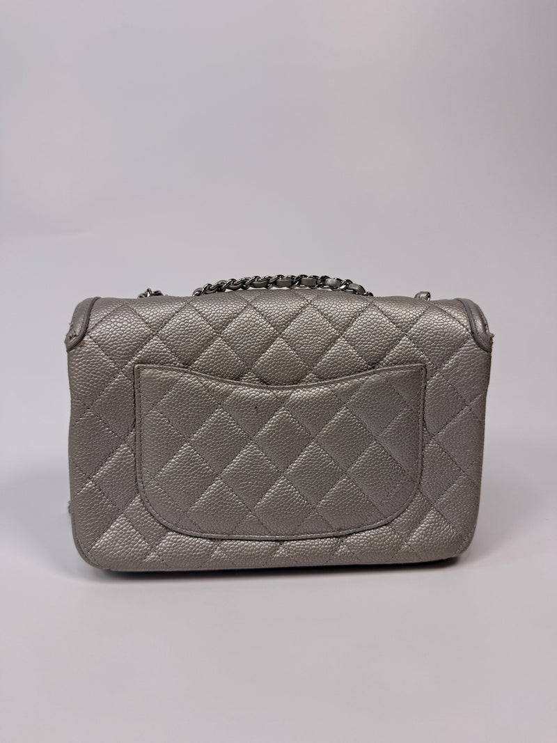 Chanel CC Filigree Wallet On Chain